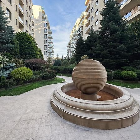 Garden Apartment - Herastrau Park 3Min Walk Boekarest Buitenkant foto