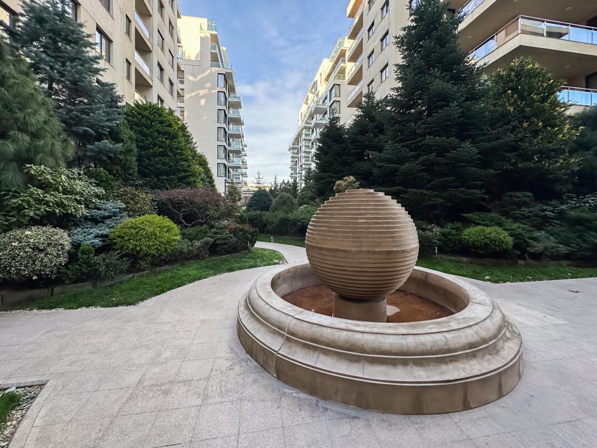 Garden Apartment - Herastrau Park 3Min Walk Boekarest Buitenkant foto